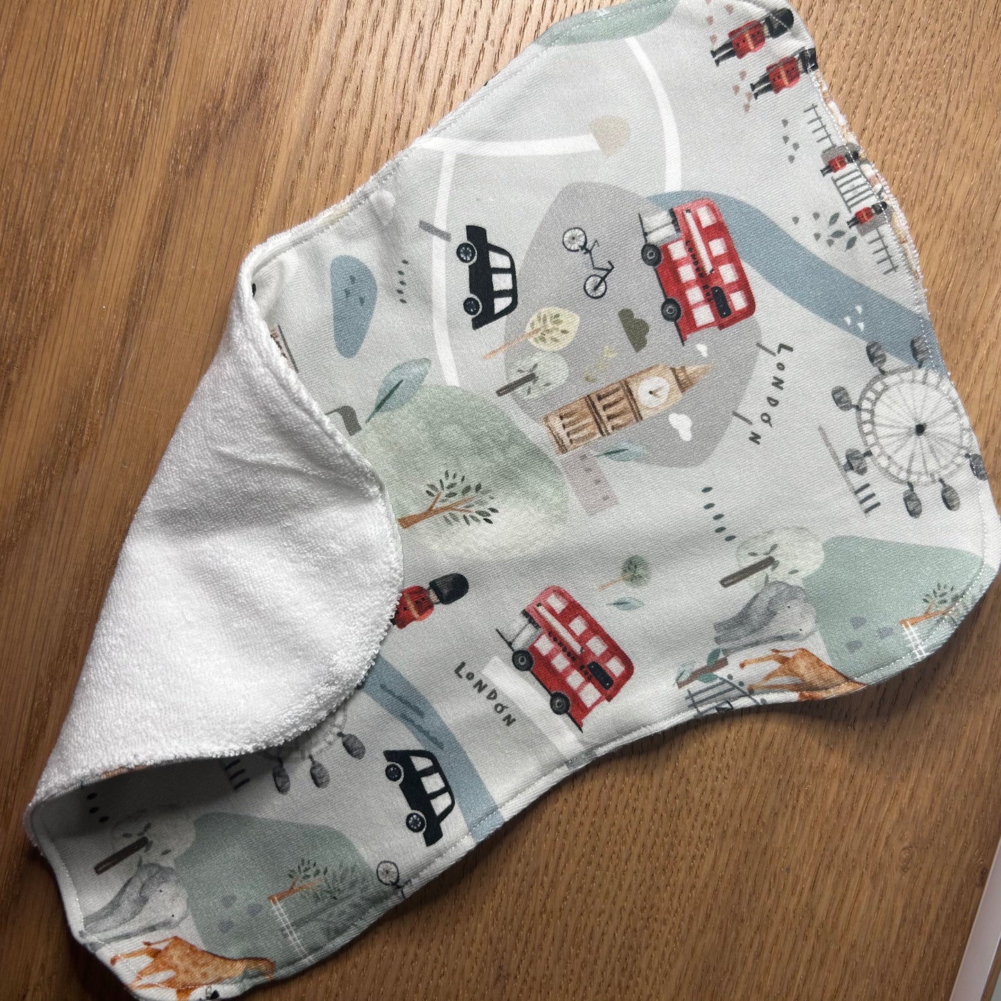 London Burp Cloth (Grey)