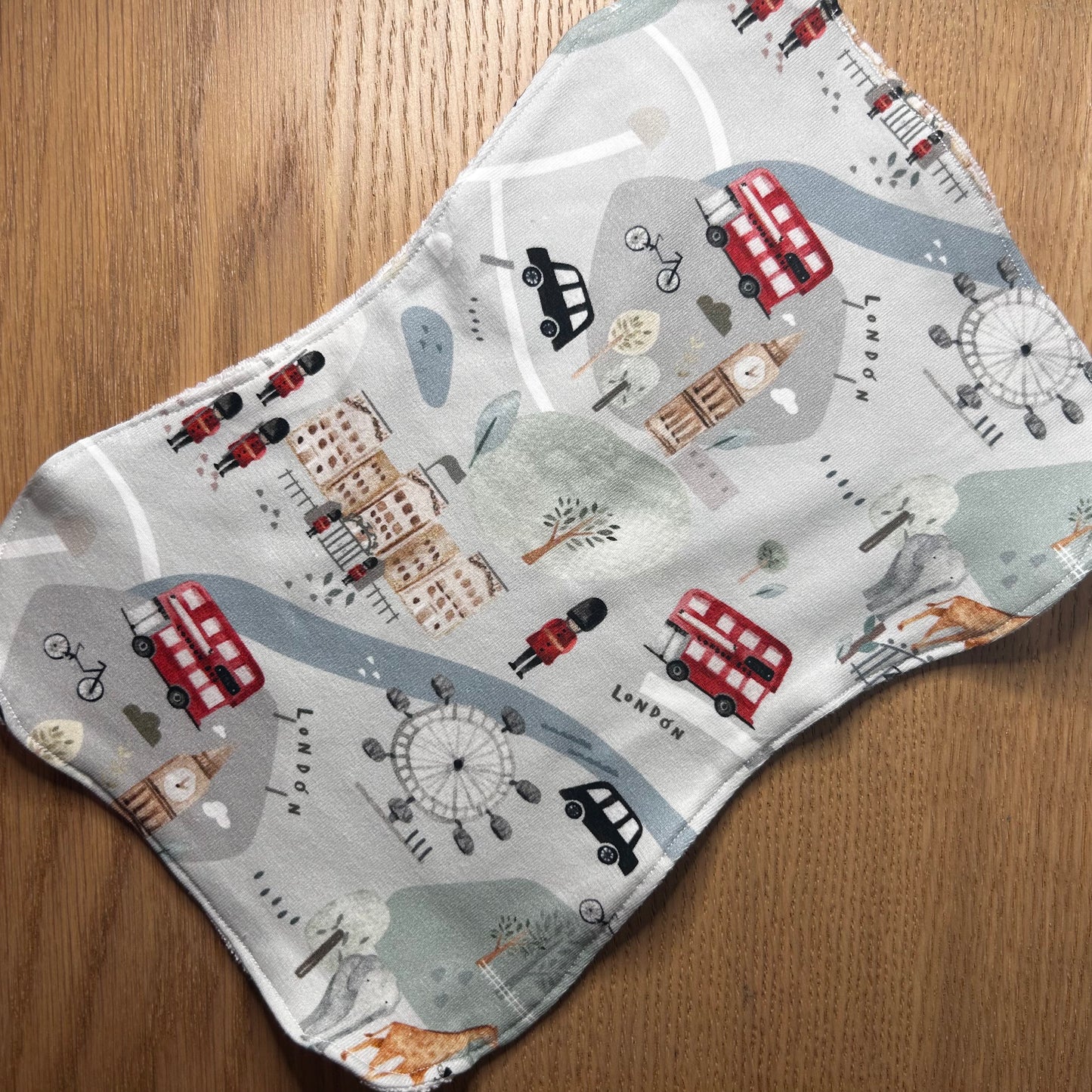 London Burp Cloth (Grey)